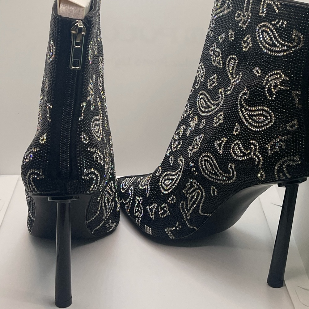 Bandanna sparkle heel ;